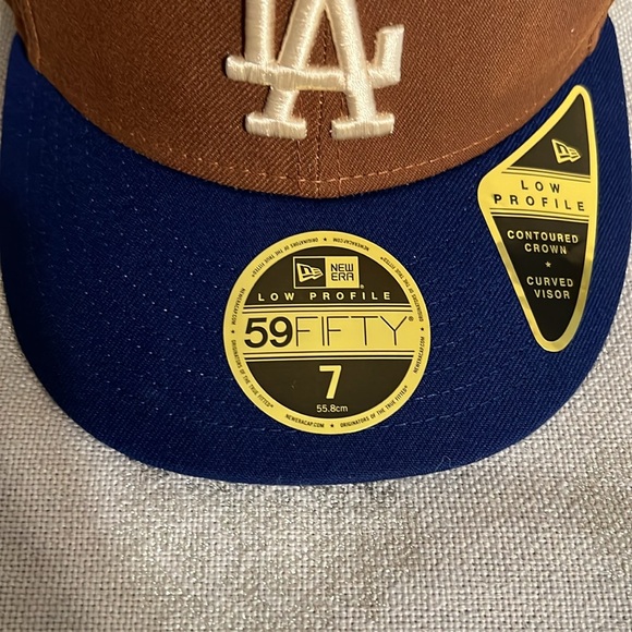 New era Dodgers size 7 cap - Picture 3 of 4